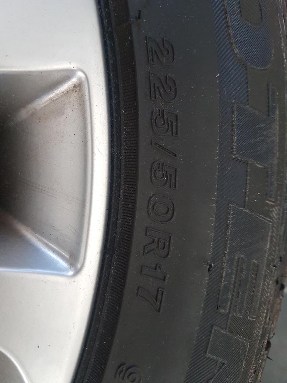 4 winter banden met velg merk