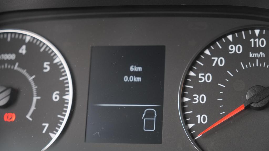 Renault Master t35 2.3 dci 135 l2h2 comfort | direct leverbaar | navigatie 