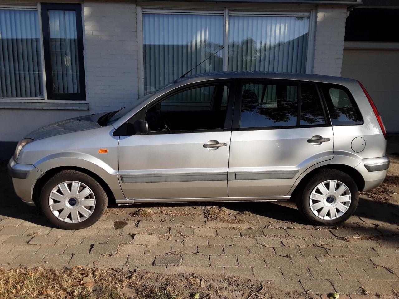 Ford Fusion 1.4-16V Champion