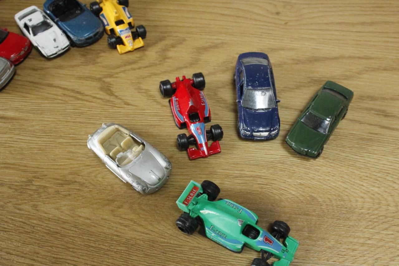 Autootjes in gebruikte staat