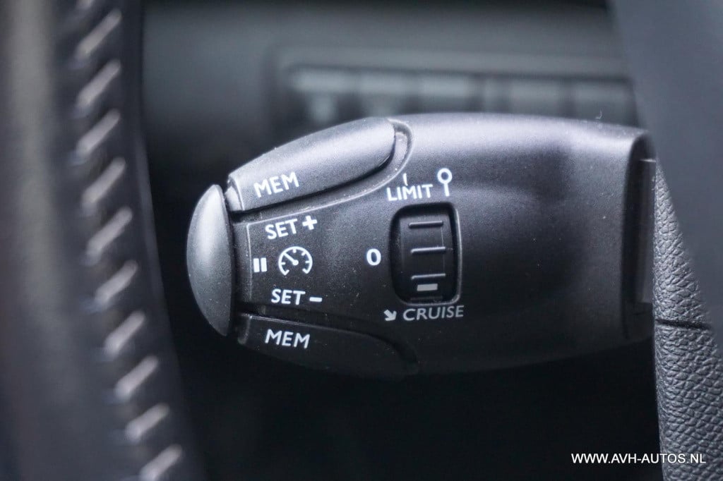 Peugeot 308 sw 1.2 puretech allure