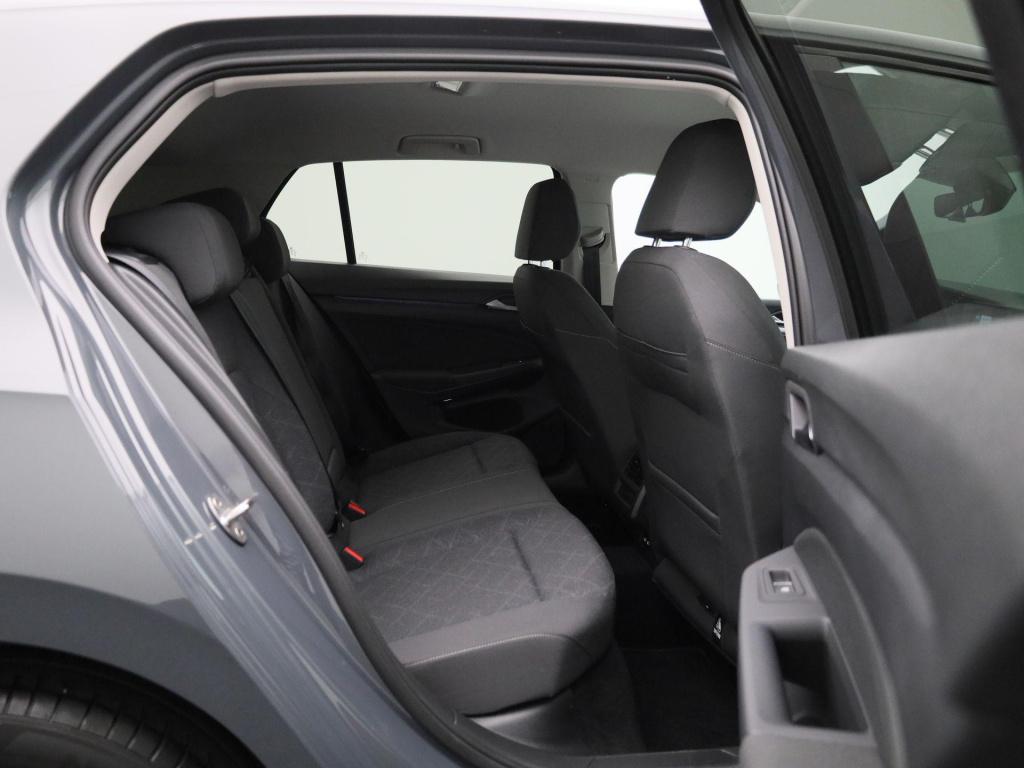 Volkswagen Golf 1.0 tsi life | navigatie | apple carplay / android auto | c