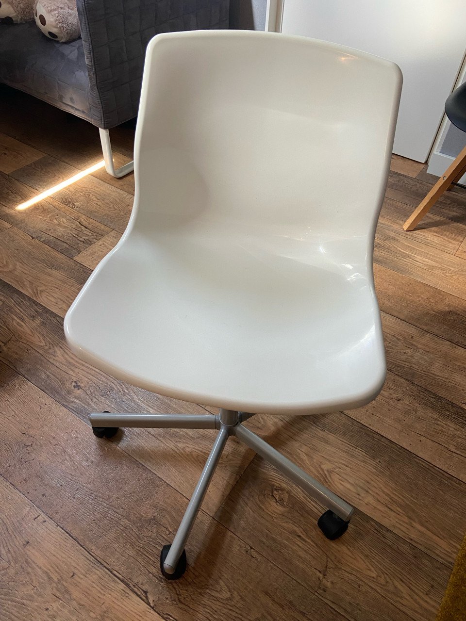 Witte bureaustoel perfect voor tiener