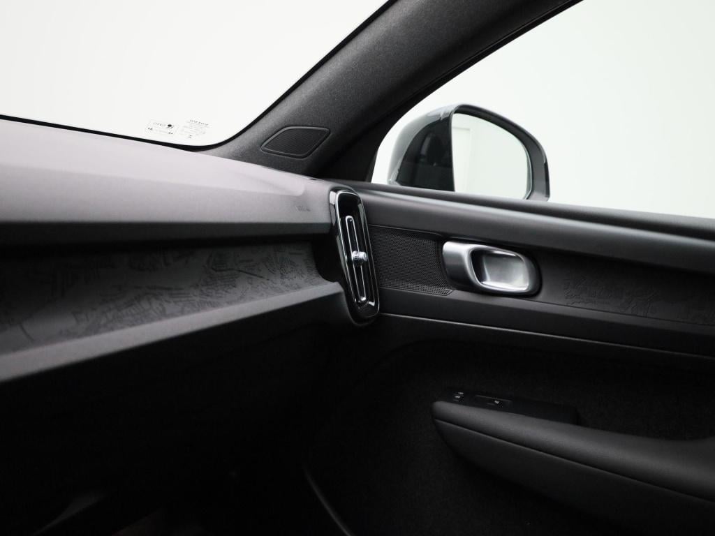 Volvo C40 recharge extended range core