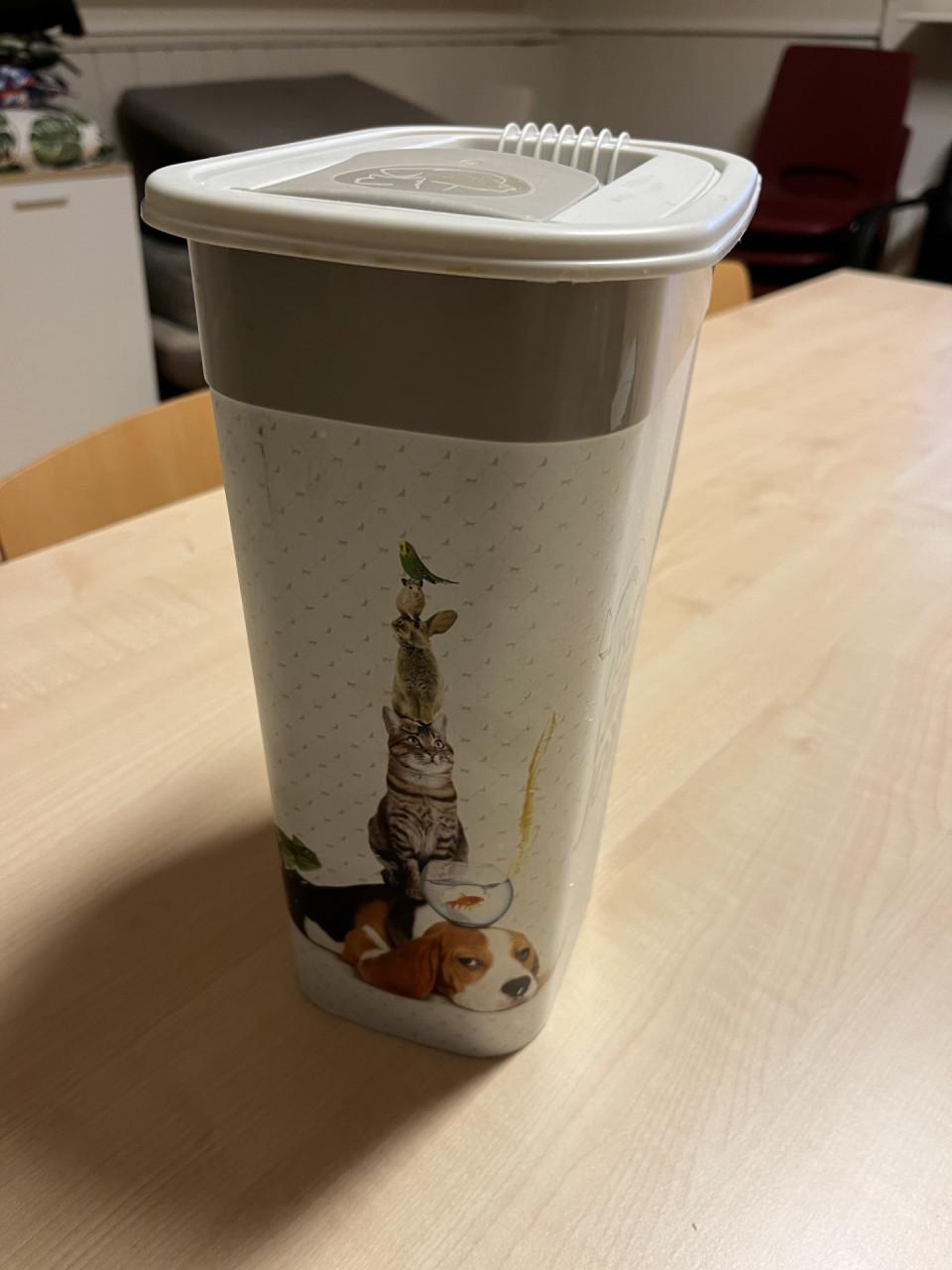 Voercontainer van mypet