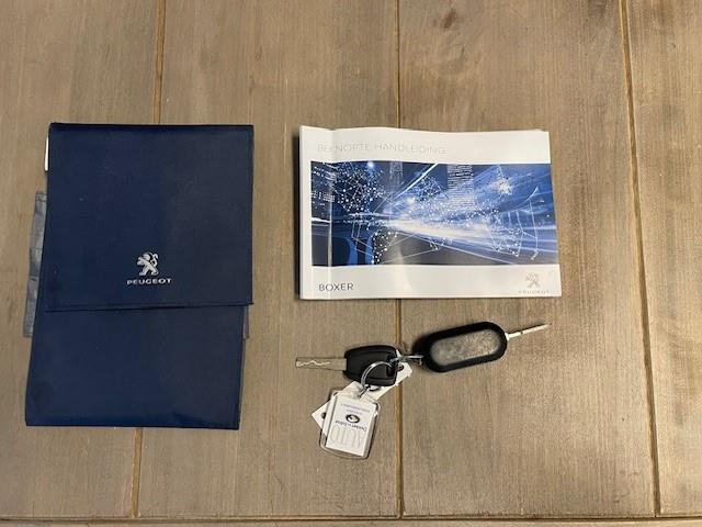 Peugeot Boxer 330 2.2 bluehdi 140 l1h1 premium