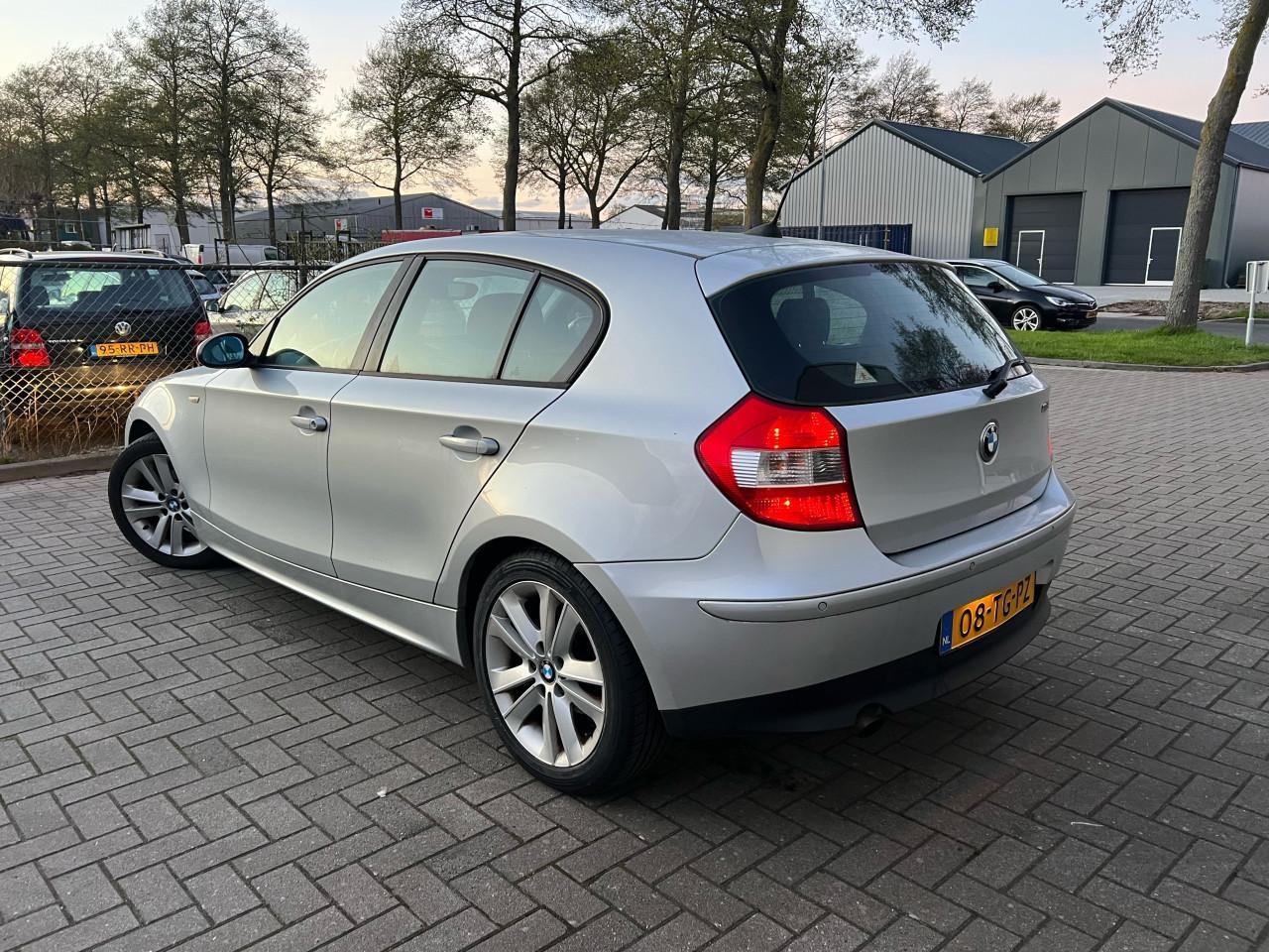 BMW 1-serie 118i High Executive 164.443km