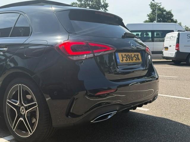 Mercedes-Benz A-Klasse 180 business solution amg l panoramadak l sfeerverli