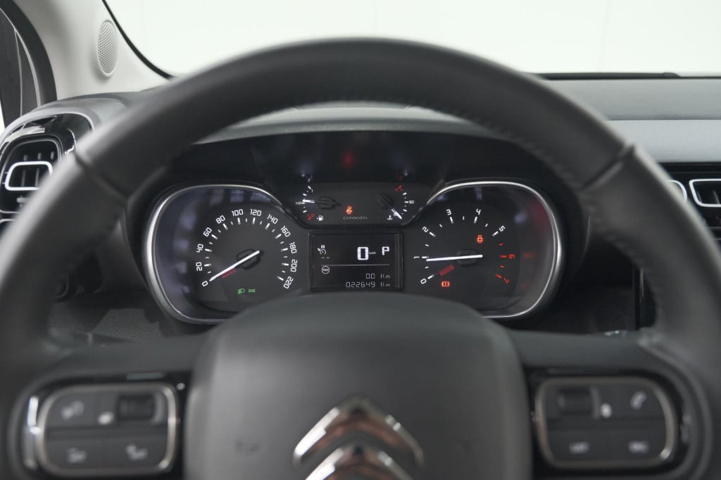 Citroen C3 Aircross puretech 130 eat6 max | camera | navigatie | apple carp