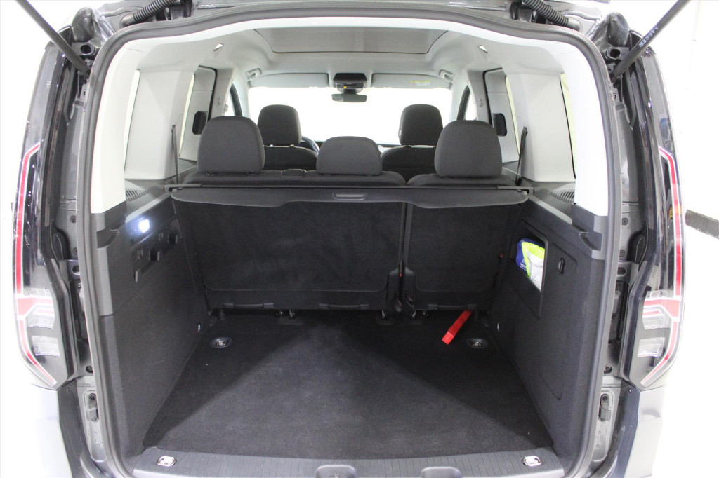 Volkswagen Caddy 1.5 tsi 114pk l1h1 dark label