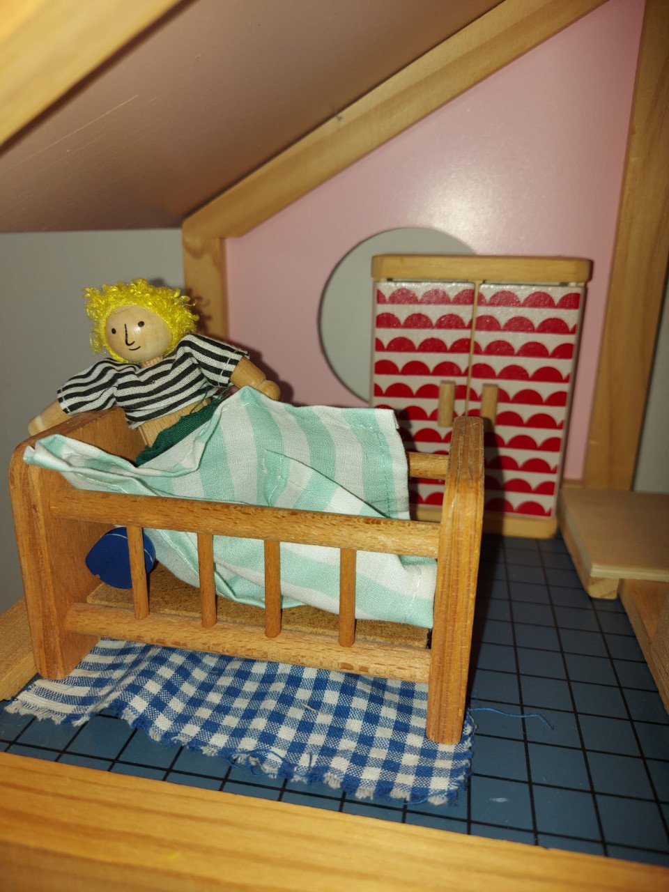Z.g.a.n. houten HEMA poppenhuis incl. interieur en poppetjes