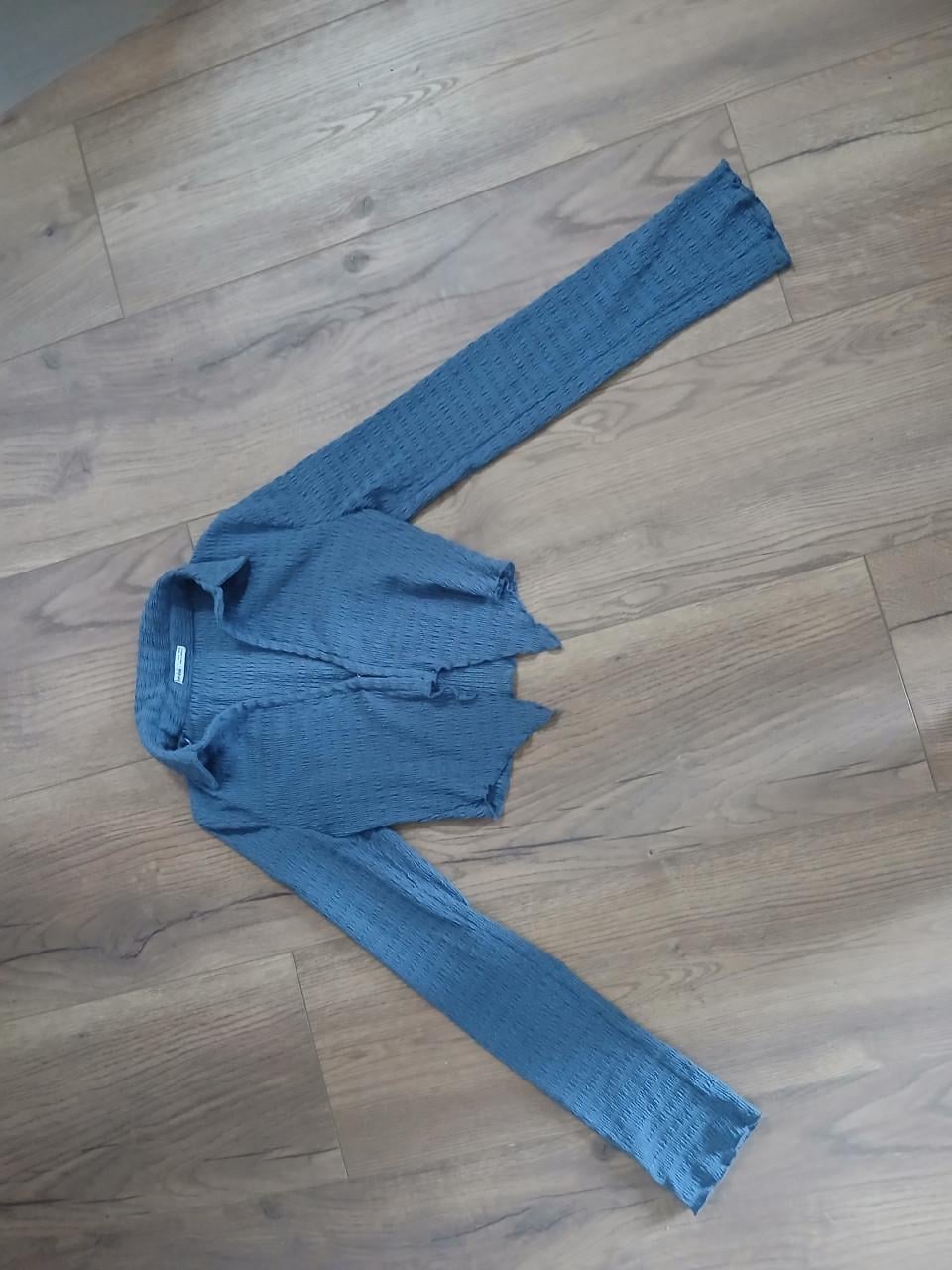 Diverse kleding broek / blouse / trui / bikini / shirt
