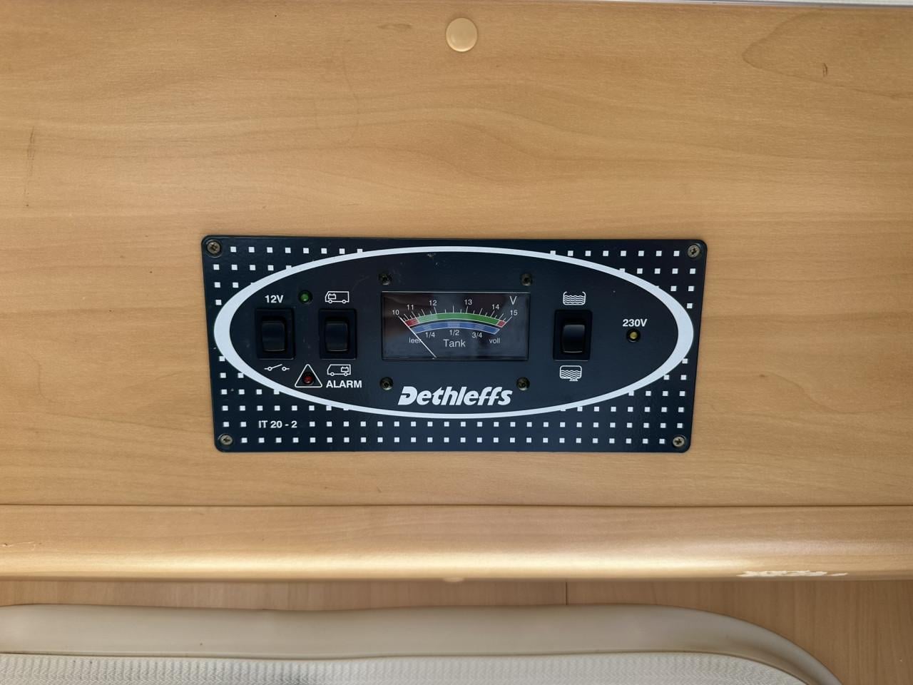 Rijklaar! Dethleffs Advantage T5801 | frans bed | Zaterdag camperdag!