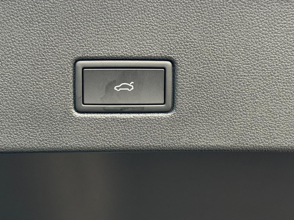 Volkswagen T-roc 1.5 tsi 150pk dsg r-line | camera | keyless | elek. achter