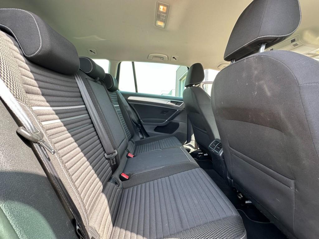 Volkswagen Golf 1.4 tsi cup edition trekhaak parkeersensoren elect. inklapb