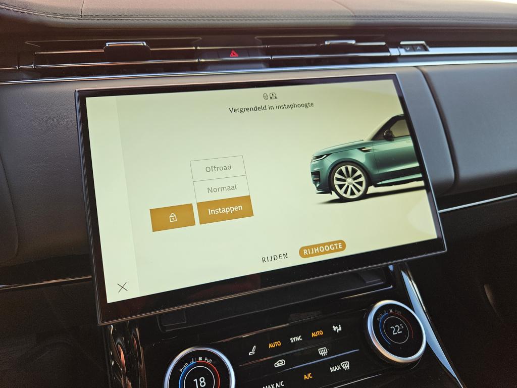 Land Rover Range Rover 3.0 p440e pano | luchtvering