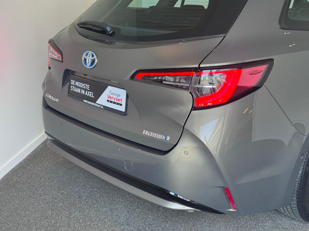 Toyota Corolla Touring Sports 1.8 hybrid business