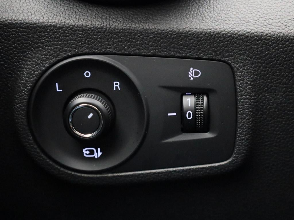 MG Zs Ev luxury 45 kwh | leder | panoramadak | carplay | stoelverwarming | 