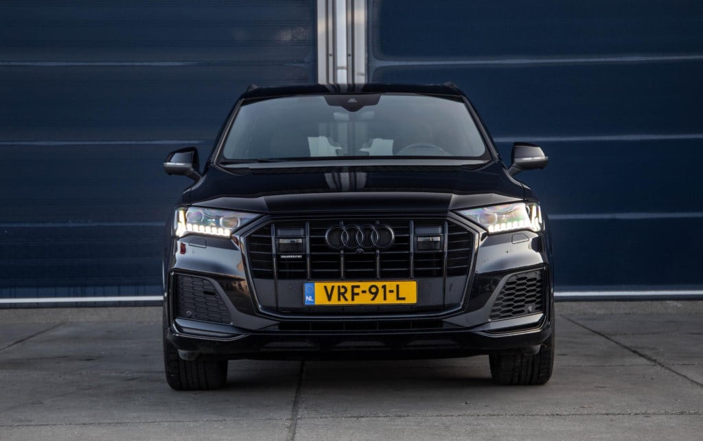 Audi Q7 sq7 s-line grijs kenteken 3x s-line / 360 camera / adaptive cruise 
