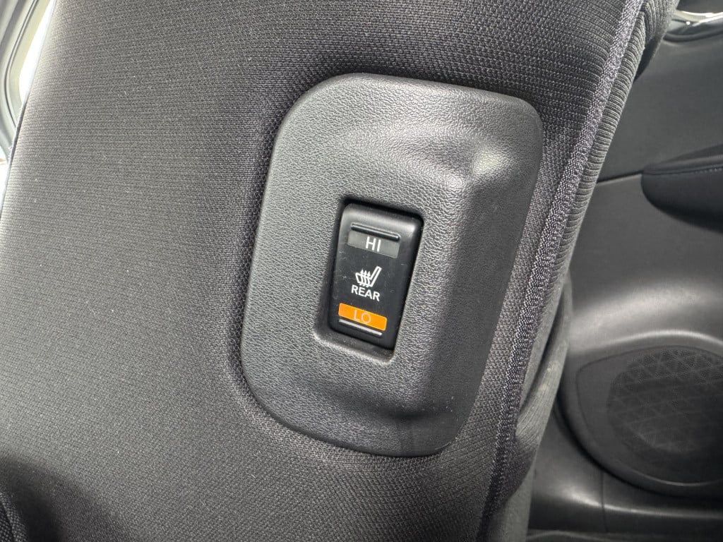 Nissan Leaf n-connecta 40 kwh | navigatie | 360° camera | stuur- + stoelver