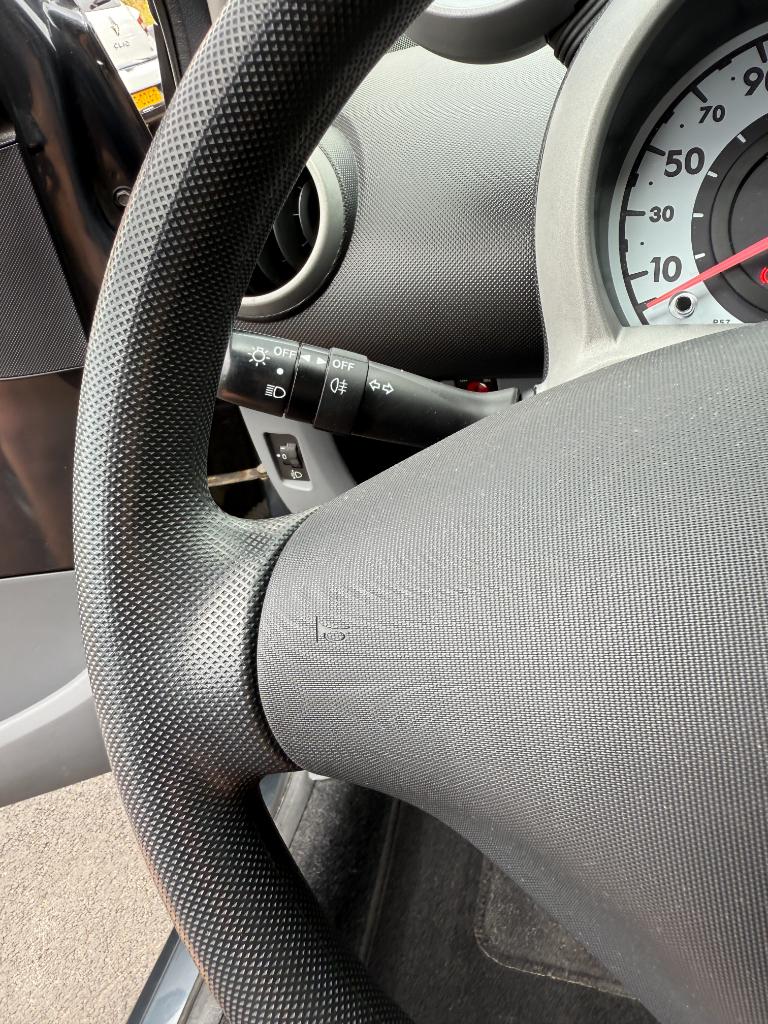 Peugeot 107 1.0-12v xs - 5drs - airco