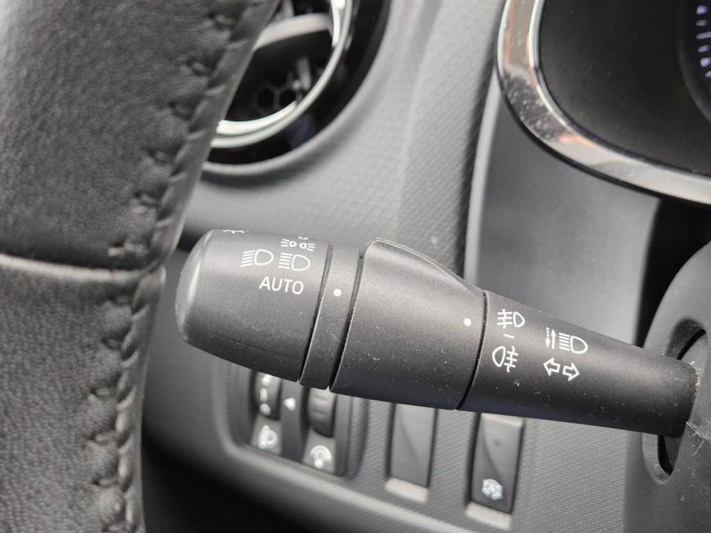 Renault Clio tce 90 dynamique climate control, navigatie, bluetooth, trekha