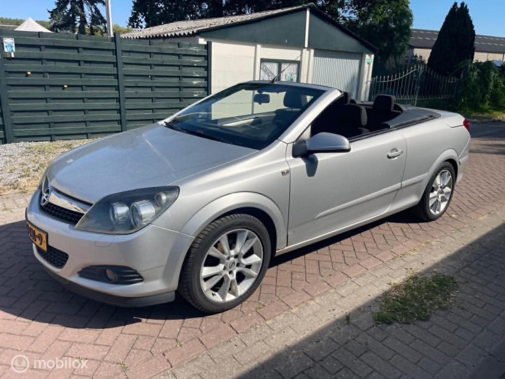Opel Astra twintop 1.6 cosmo