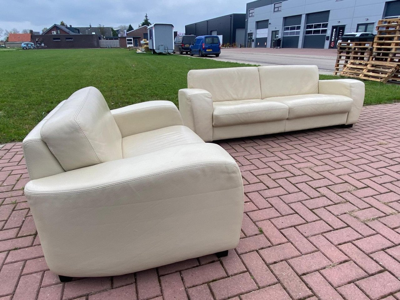 GRATIS LEVERING Mooie Echt Leer 3 + 1.5 -zits Bankstel