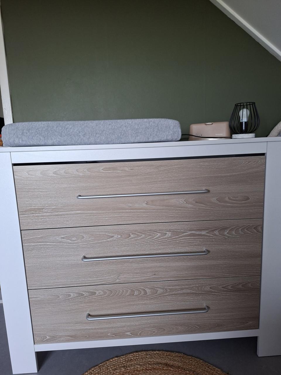 Commode en ledikant (60x120)