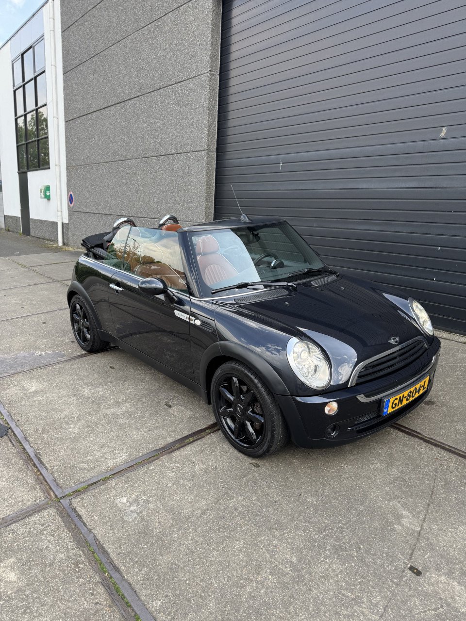 Mini Cooper Cabriolet 1.6 Sidewalk 144DKM 2007
