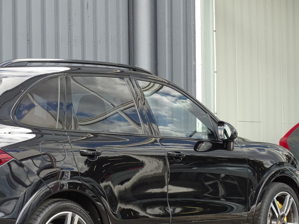 Porsche Cayenne 4.2 d s | ceramic | pano | bose | luchtvering pasm