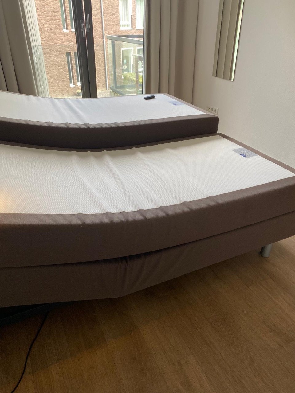 AVEK boxspring elektrisch verstelbaar 180x200