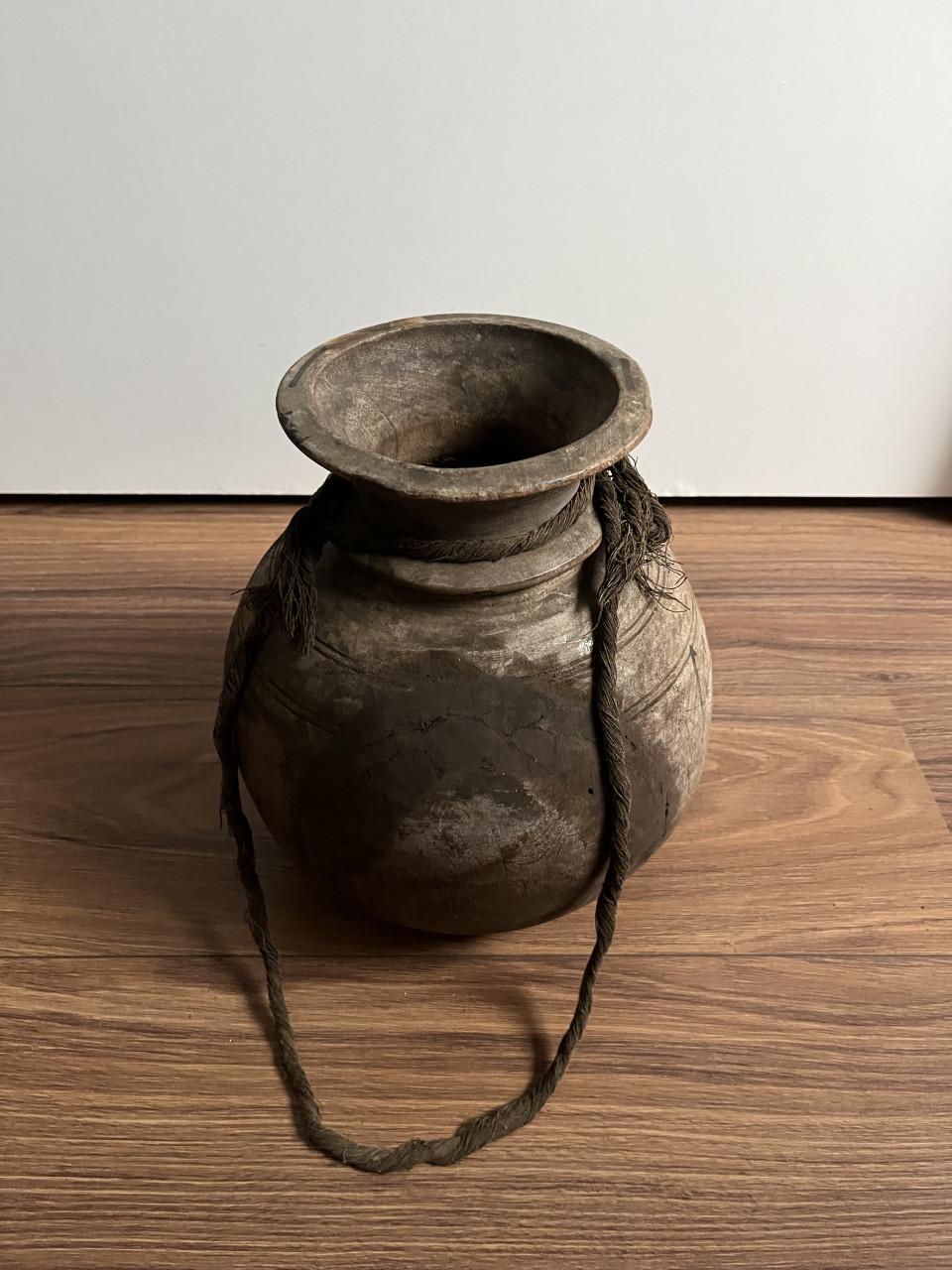 Nepalese pot 5
