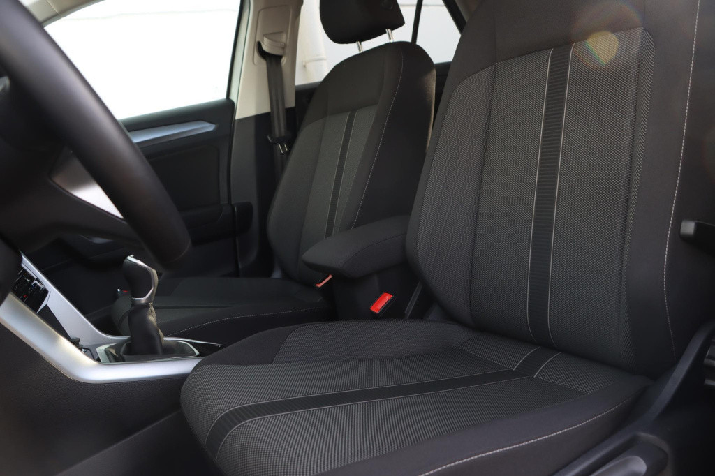 Volkswagen T-roc 1.5 tsi life edition 150pk