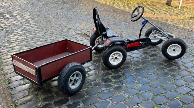 Berg Skelter met aanhangwagen