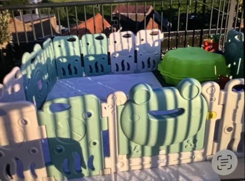 Grondbox - box voor baby’s vanaf 0 - 48 mnd