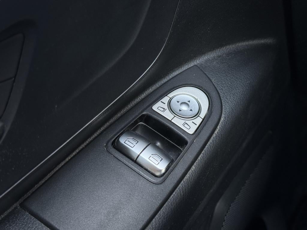 Mercedes-Benz Vito 111 cdi functional | trekhaak | cruisec. | airco | pdc