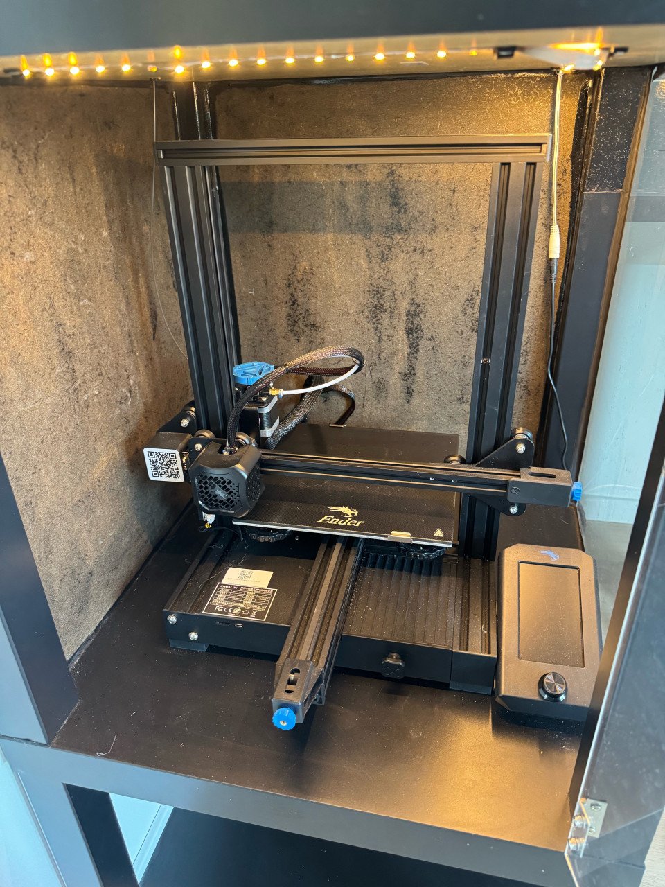 Ender 3 v2 3D-printer + behuizing