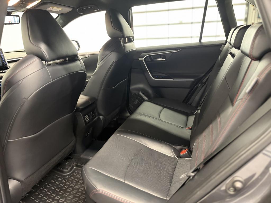 Toyota Rav4 2.5 plug-in hybrid awd executive bi-tone| 360camera| jbl| adap.