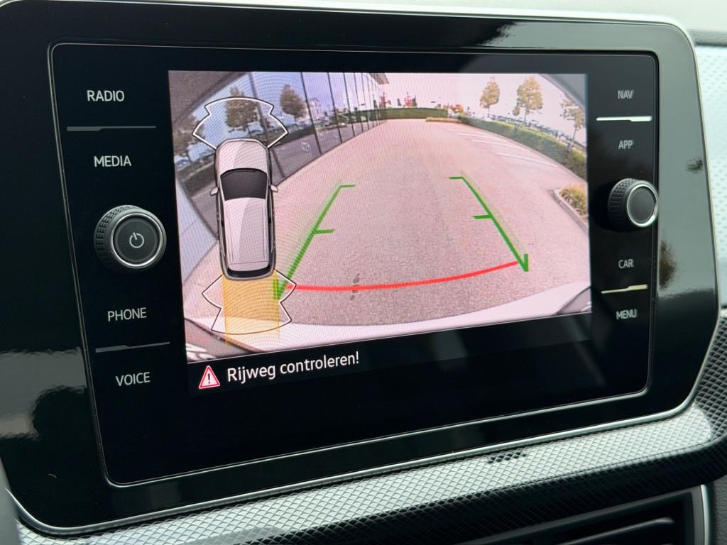 Volkswagen T-cross 1.5 tsi 150pk dsg | navigatie | camera | carplay | incl.