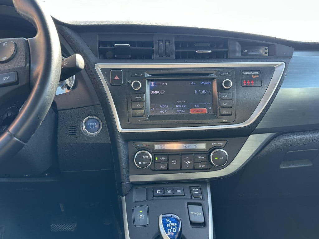 Toyota Auris 1.8 hybrid dynamic