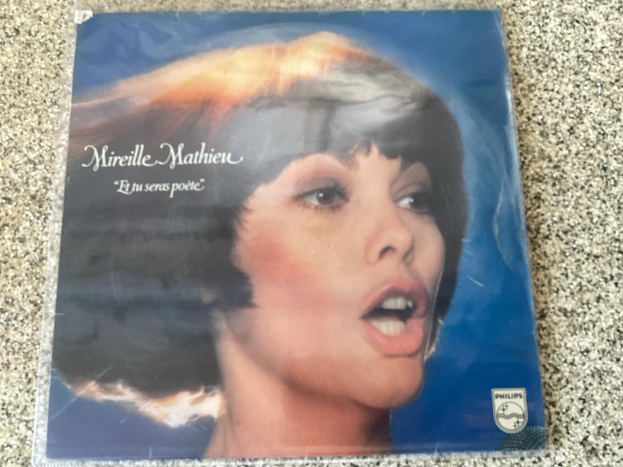 Verschillende LP’s van Mireille Mattieu.