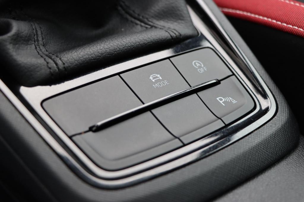 Skoda Kamiq 1.0 tsi monte carlo 110pk dsg7
