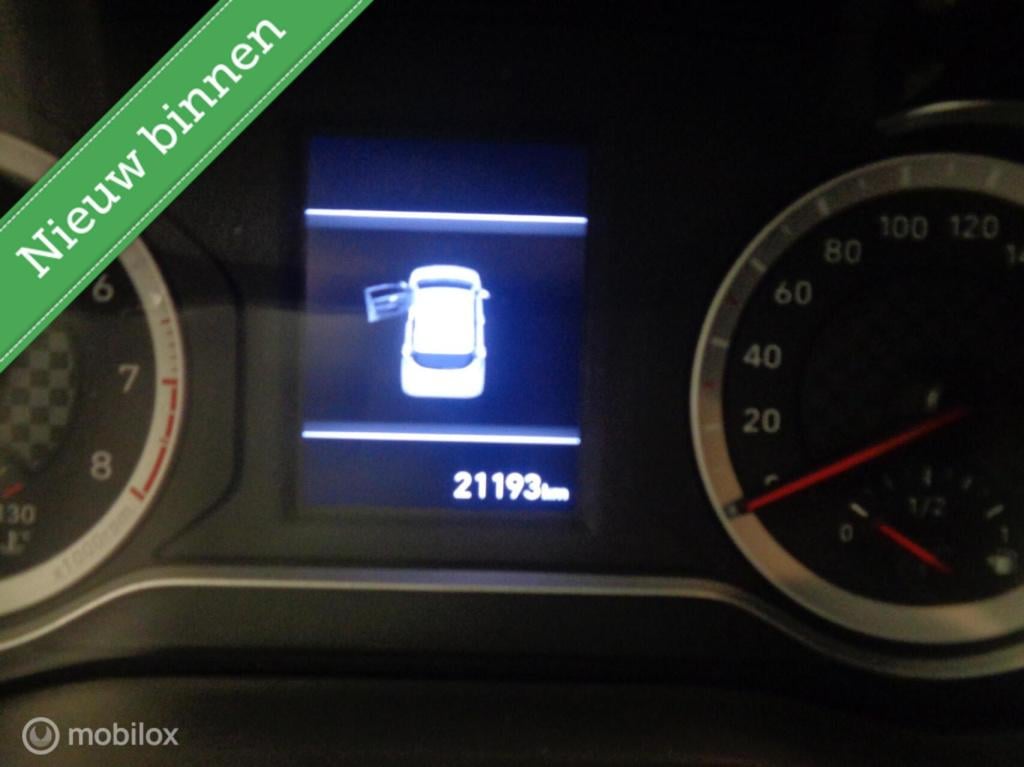 Hyundai I 10 1.0 comfort/two-tone/airco/apple carplay/navigatie/lm velgen/c