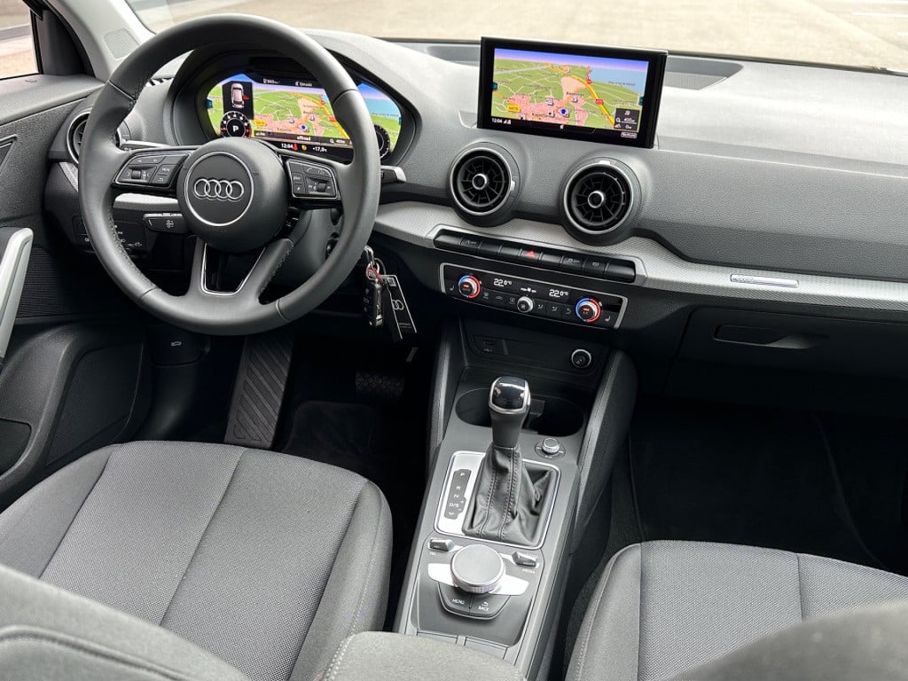 Audi Q2 35 tfsi 150pk s-tronic s-line | virtual cockpit | navigatie | extra