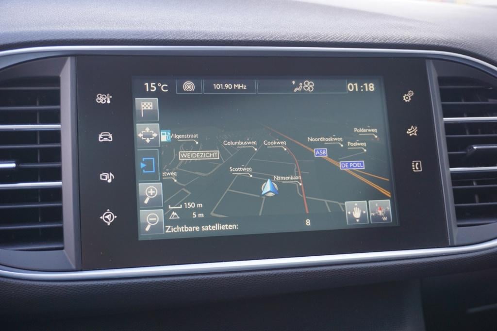 Peugeot 308 sw 1.2 e-thp blue lease executive climate / navi / cruise / pan