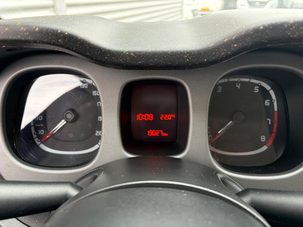 Fiat Panda 1.0 hybrid cross