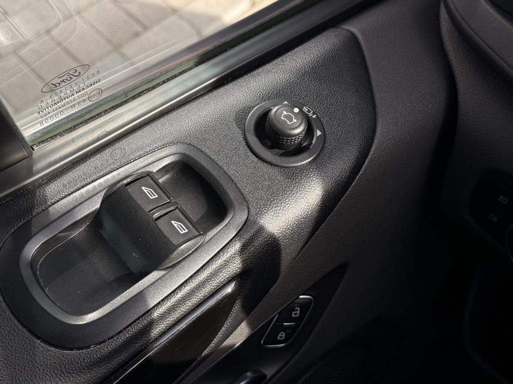 Ford Transit Custom 320 2.0 tdci l1h1 marge | acc | winterpakket | trekhaak