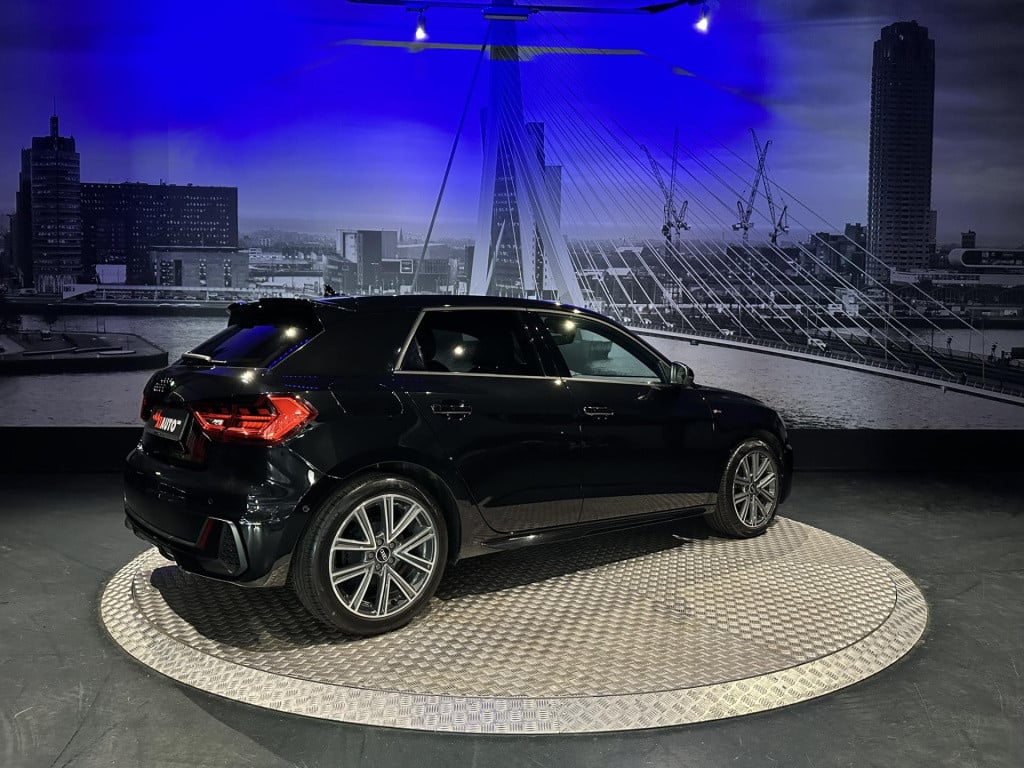Audi A1 Sportback 25 tfsi s-line *adap.cruise*sportstoelen*s-line interieur