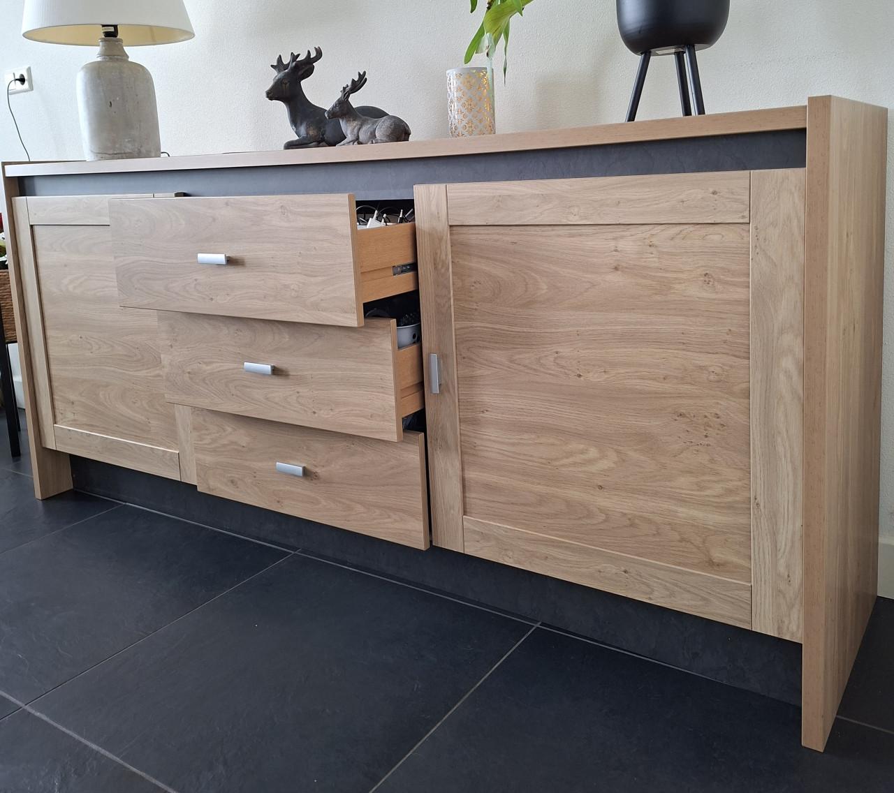 Ladekastje, dressoir, salontafel